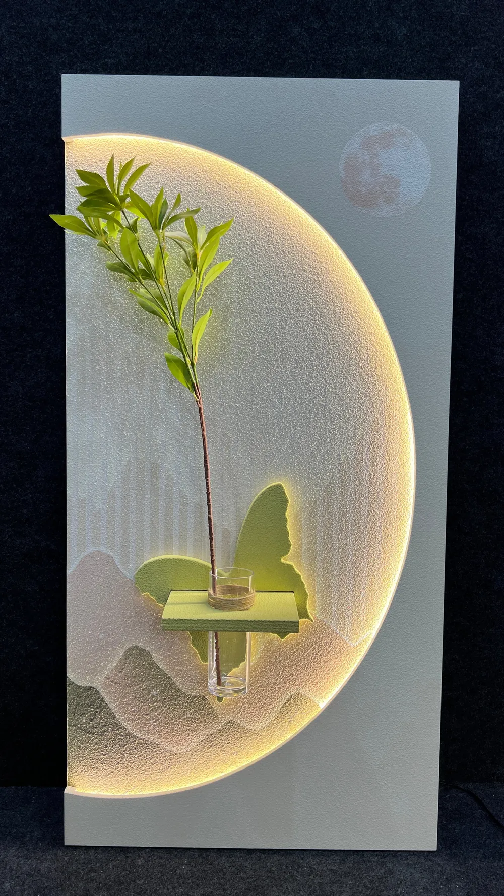 Crescent Dream – Illuminated Sandstone Panel with Plant Holder