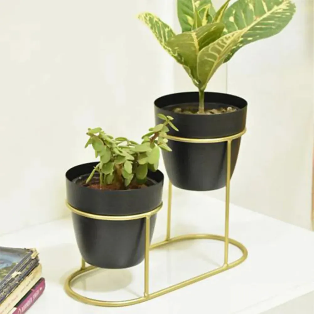 2 Planter Set With Resilient Metal Stand Golden