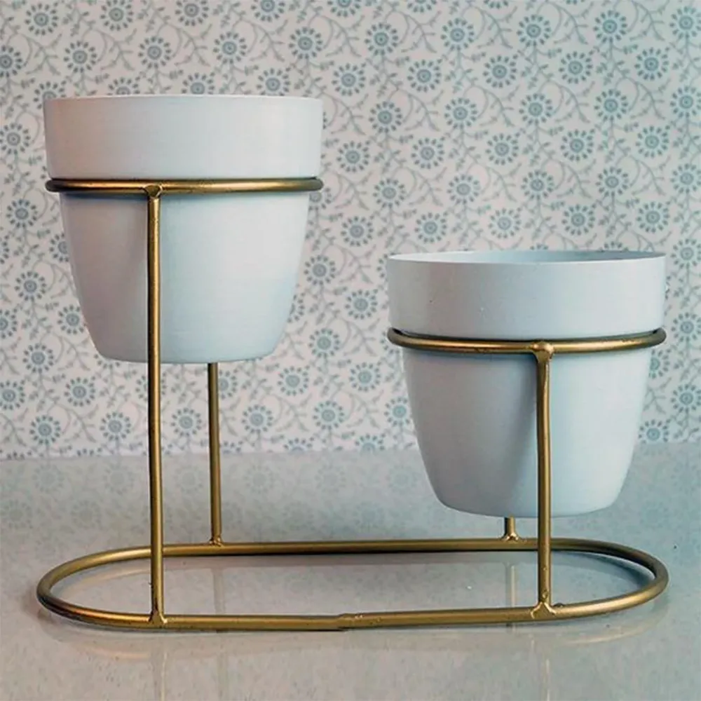 2 Planter Set With Resilient Metal Stand Golden