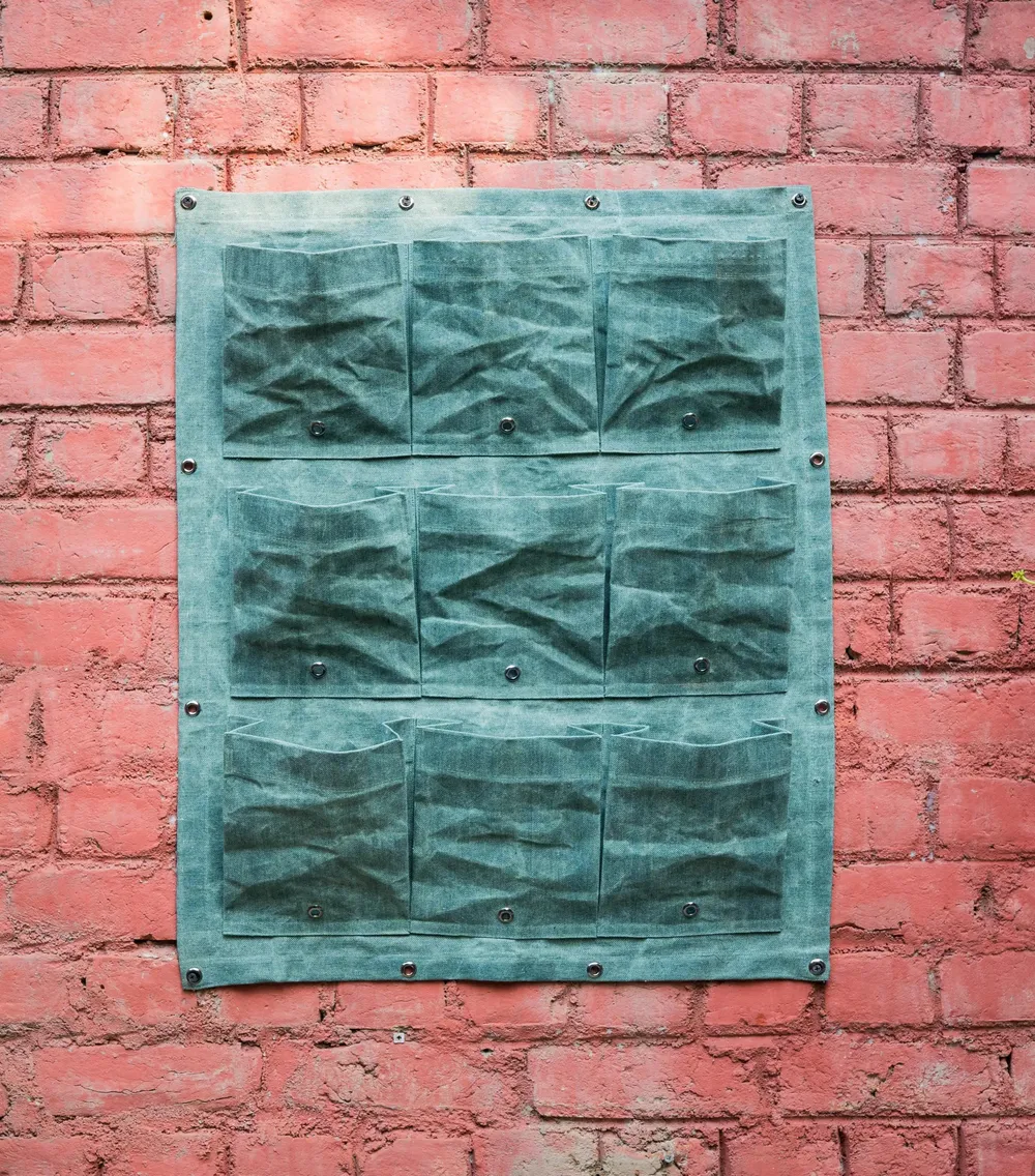 9 Pockets' Elegant Fabric Wall Planter for Green Wall 9' Pocket, Set of - 1