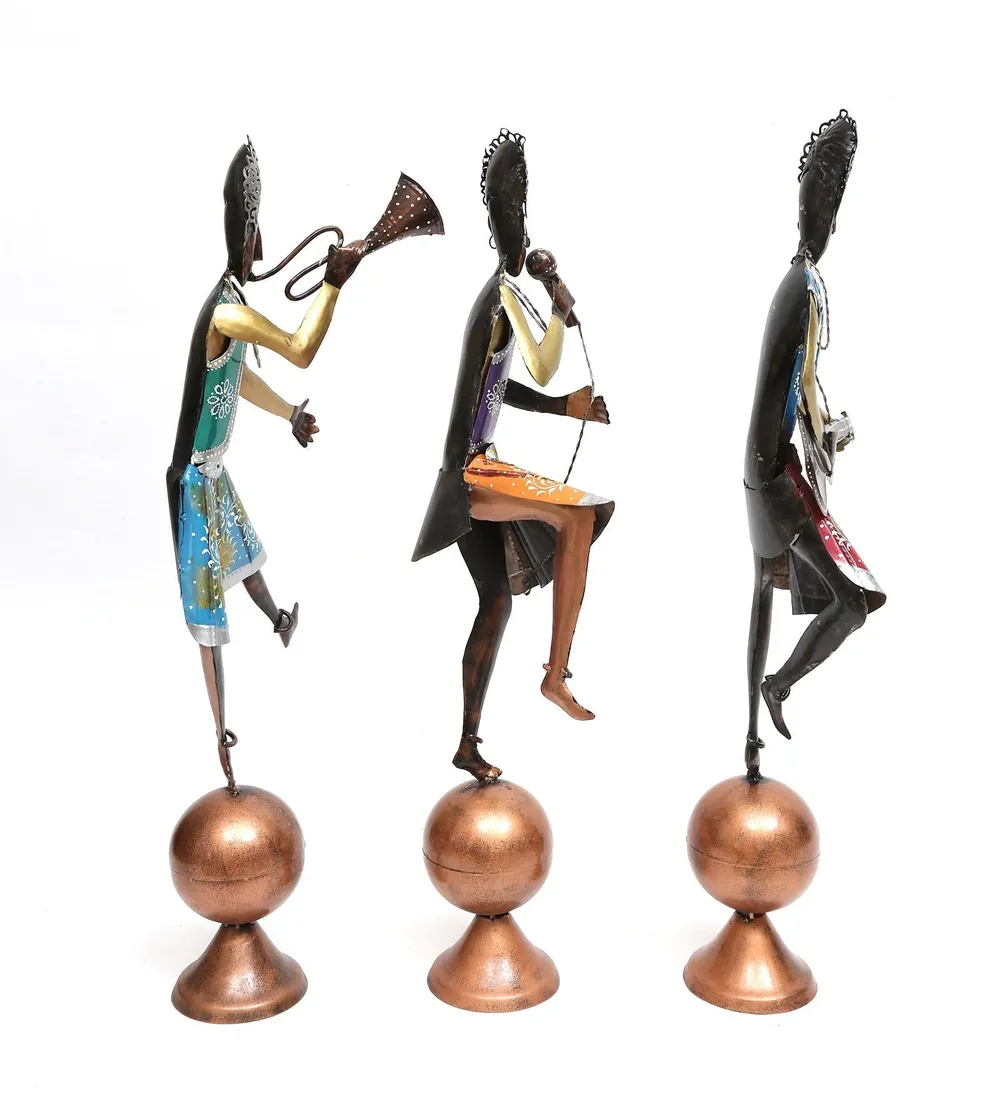 A Musical Show Rajasthani Art Human Figurines / Showpiece
