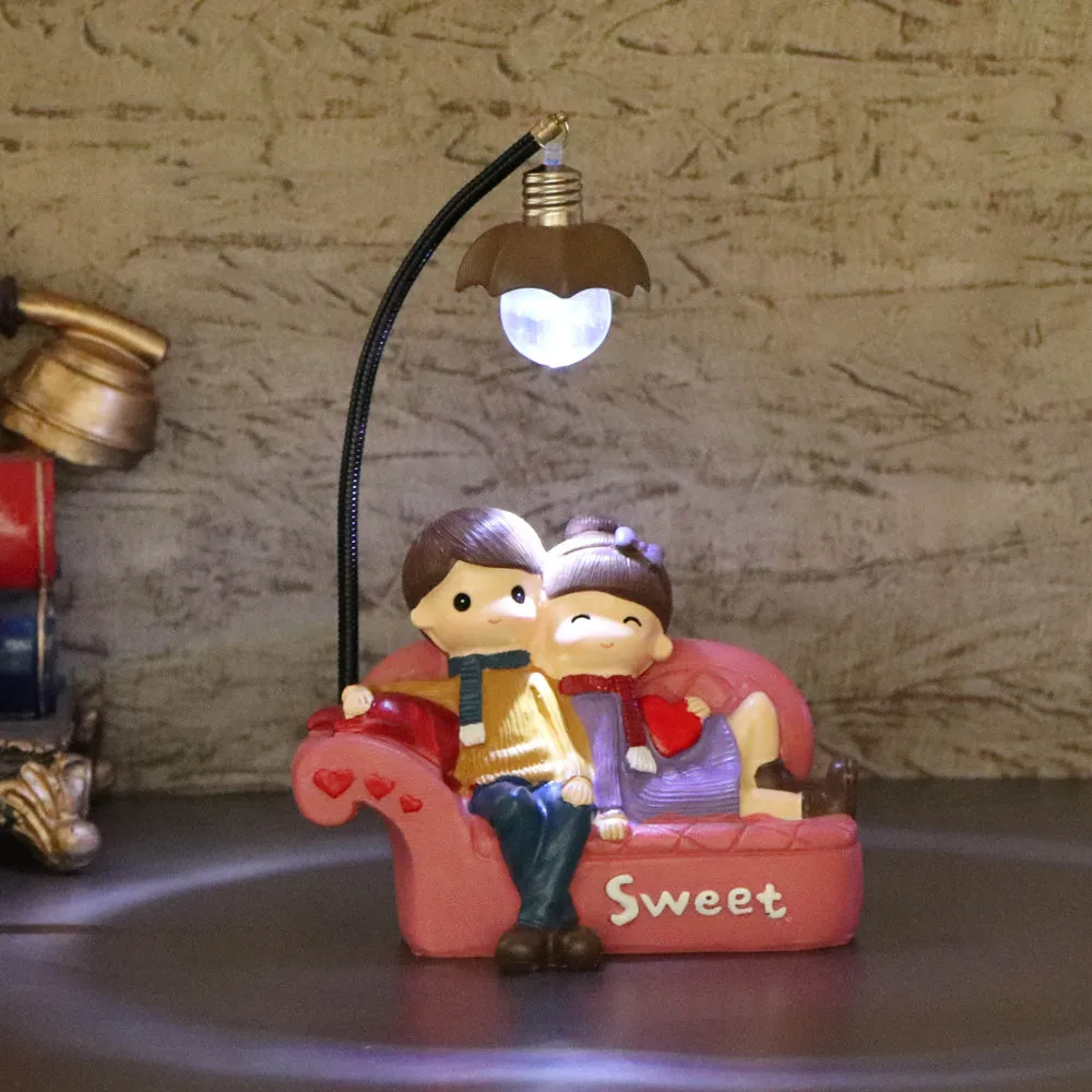 Adorable Couple Showpiece with LED Lights for Valentine's Day