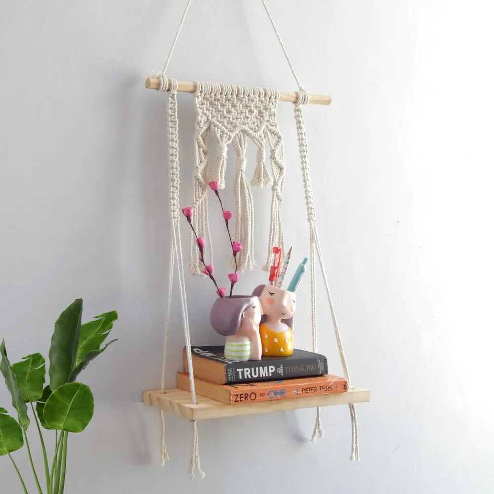 Aesthetic Durable Twisted Macrame Wall Hanging Shelf