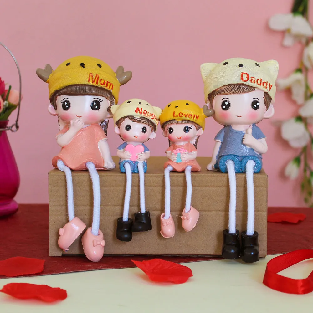 Aesthetic Multicoloured Family Couple Showpiece Statues for Valentine's Day (Set of 4)