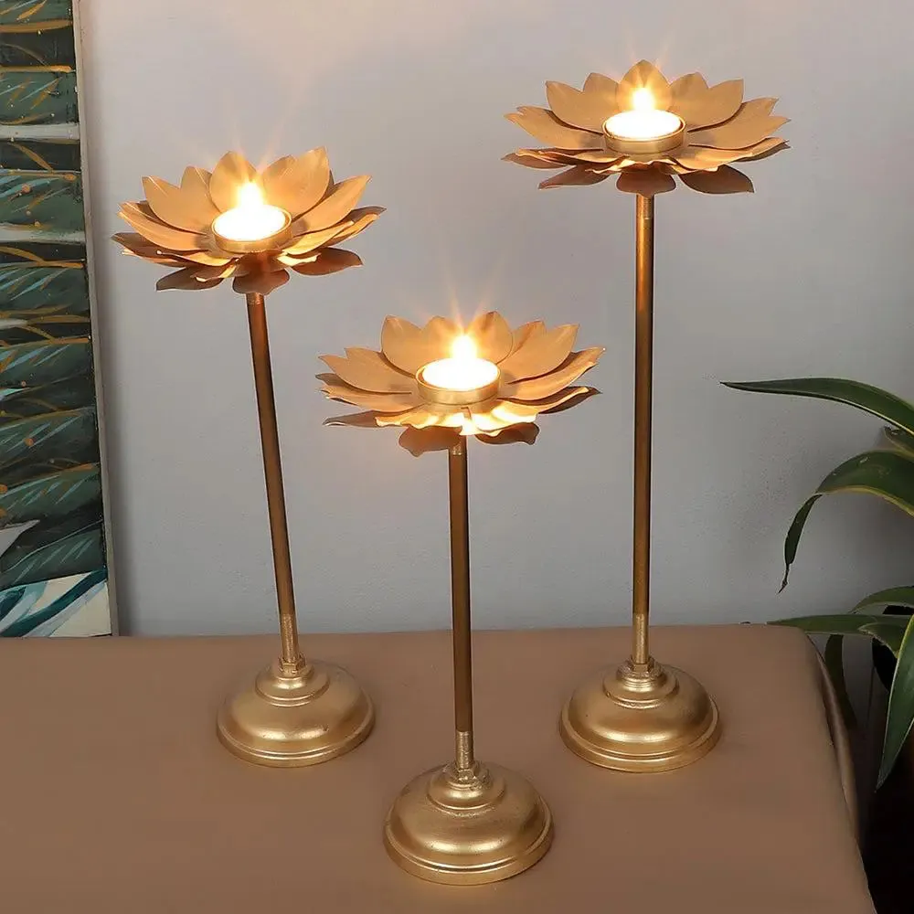 Beautiful Six Flower Leaves DetachableTealight Holder (Set of 3)