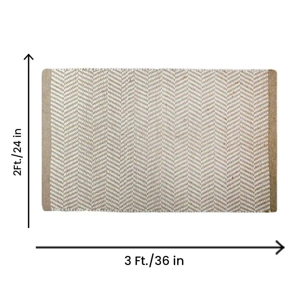 Beige Intricate Handwoven Jute & Cotton Area Rug (60 x 90) cm
