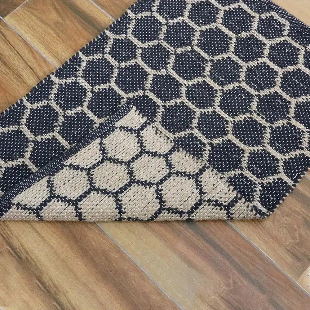 Black Beehive Pattern Jute & Cotton Area Rug (2 X 3)ft Single Piece