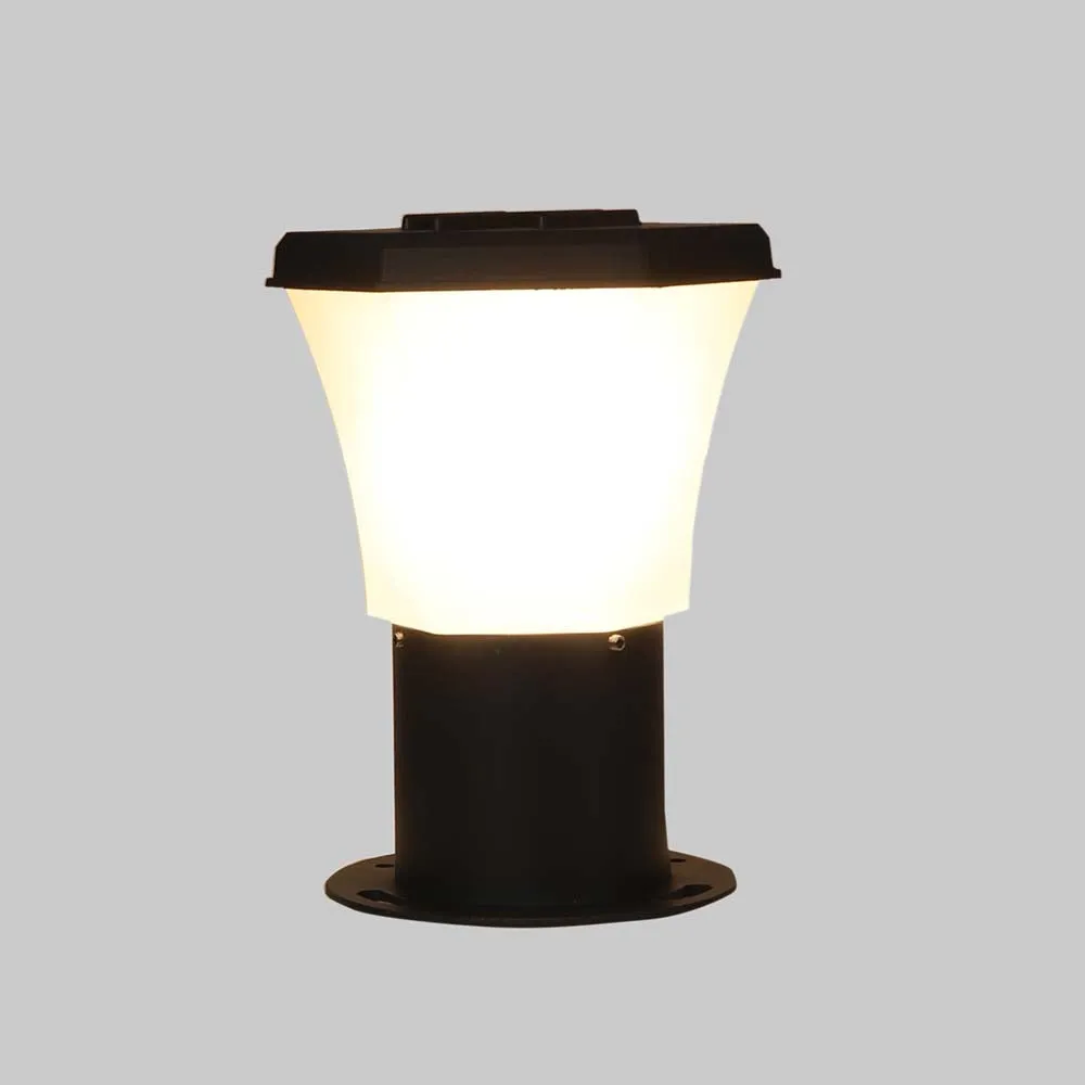 Black Framed Bright White Outdoor Gate Light Single Piece