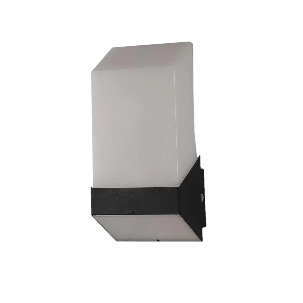 Black Metal Outdoor Led Wall Light Single Piece