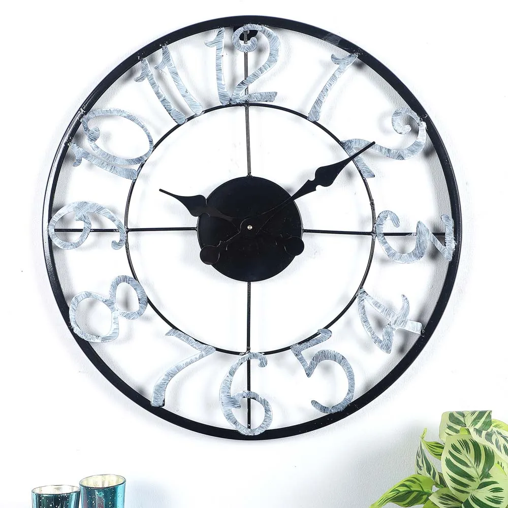 Black & Silver Vintage Roman Decorative Metal Wall Clock