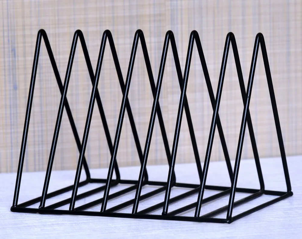 Black Triangular Metal Book Organizer