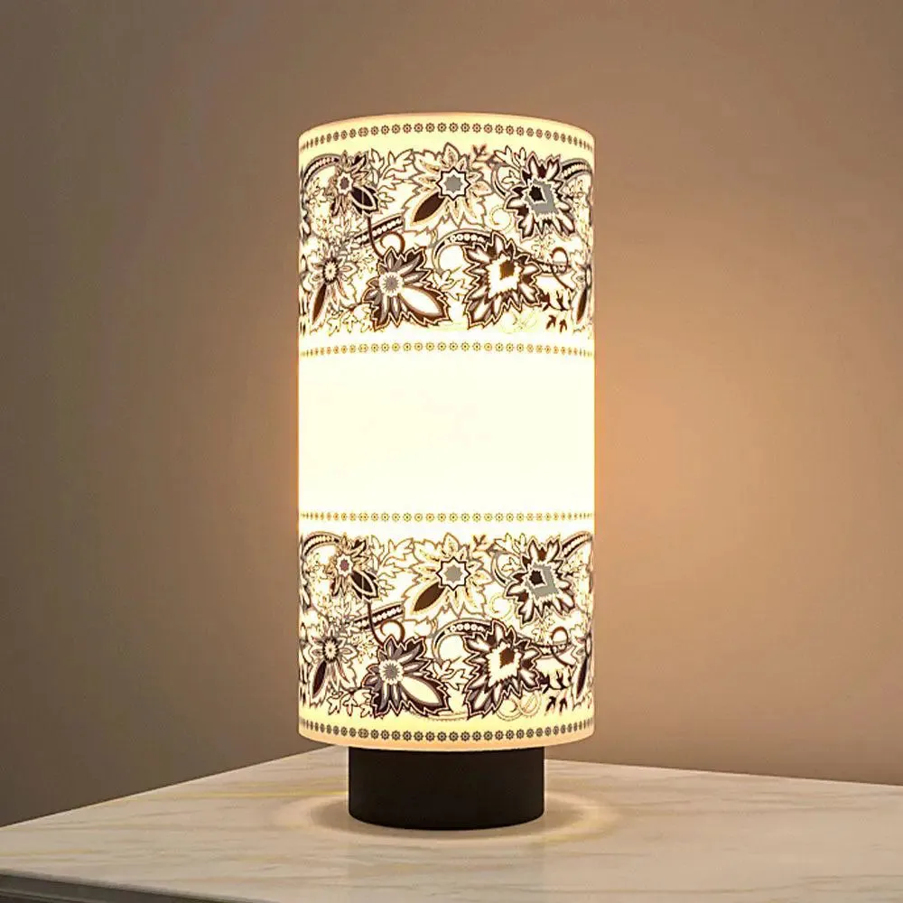 Black & White Floral Bordered Round Table Lamp