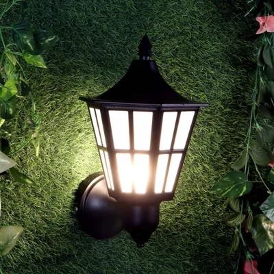 Black & White Iron Contemporary Outdoor Lamp