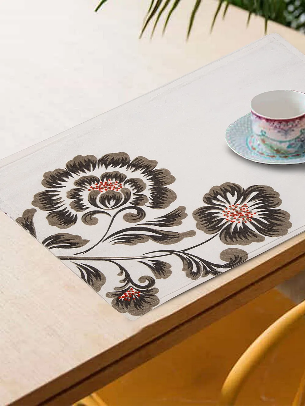 Blanc9 Chic Floral Designer Off-White Placemat - Set of 8