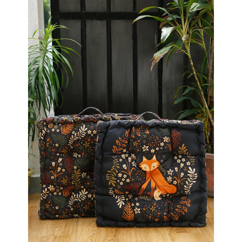 Blanc9 Comfy & Trendy Fox Black Floor Cushion