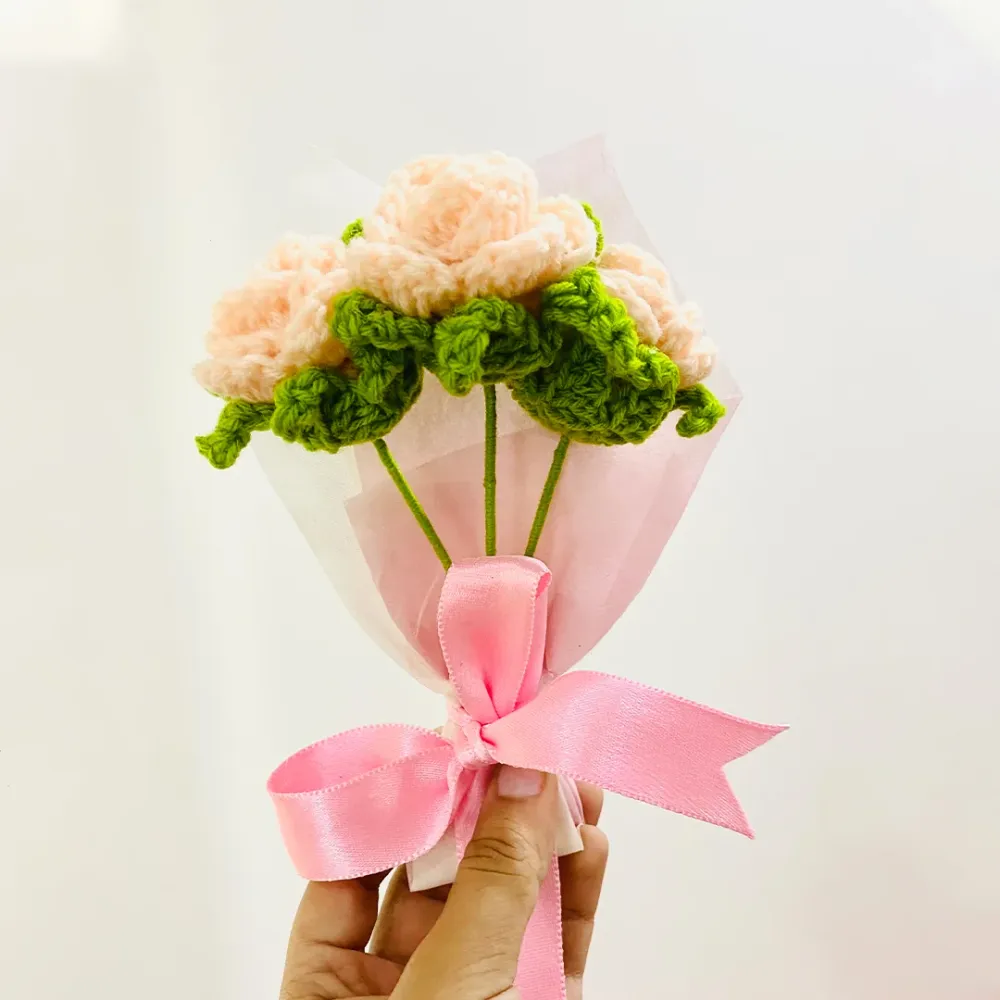 WallMantra Blush Peach Everlasting Roses 