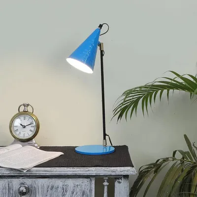 Bowed Blue Metal Modern Study Lamp
