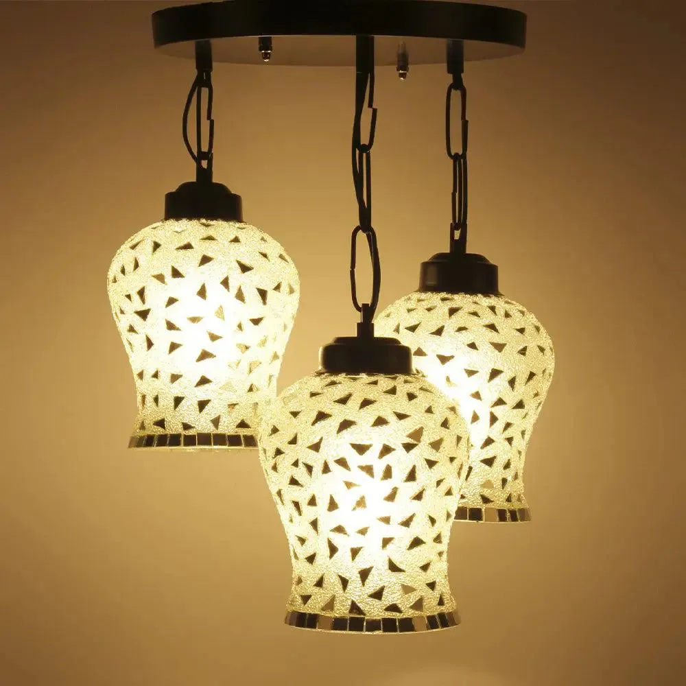 Bright Hanging Cluster Light