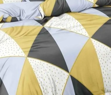 Broad Aztec Geometric Print Double Bedsheet With 2 Pillow Covers (White)