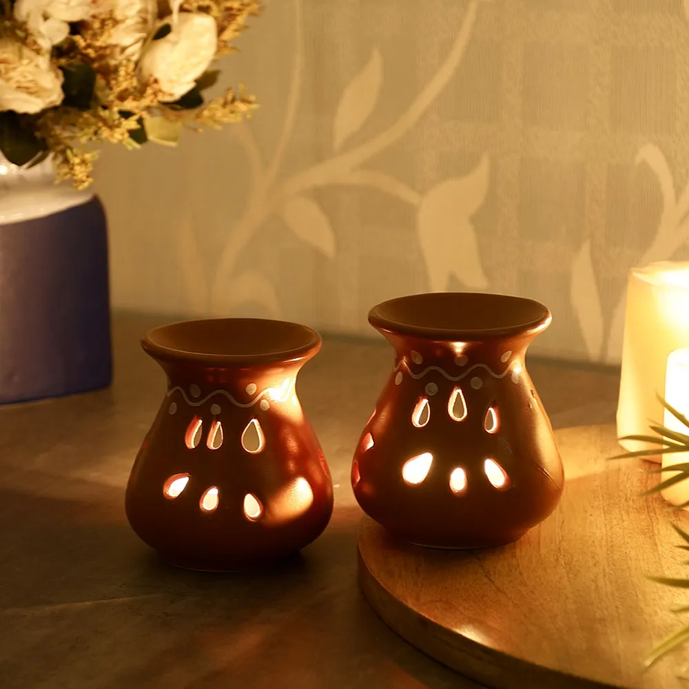 Ceramic Clay Maroon Aroma Burner with 2 Candles Set Of 2