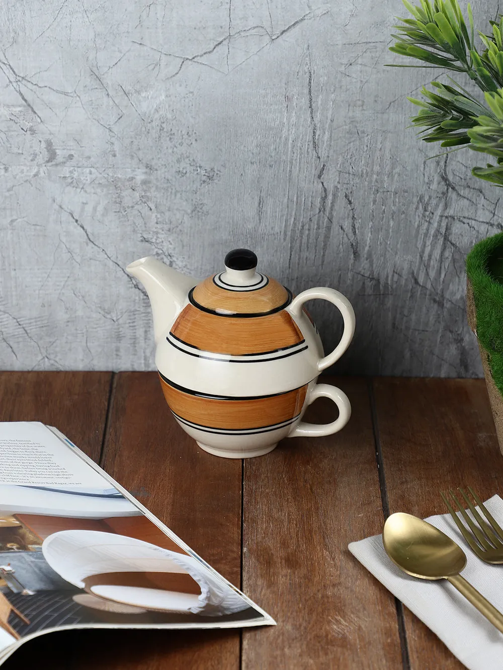 Ceramic Multicolor Kettle & Tea Set Of 2