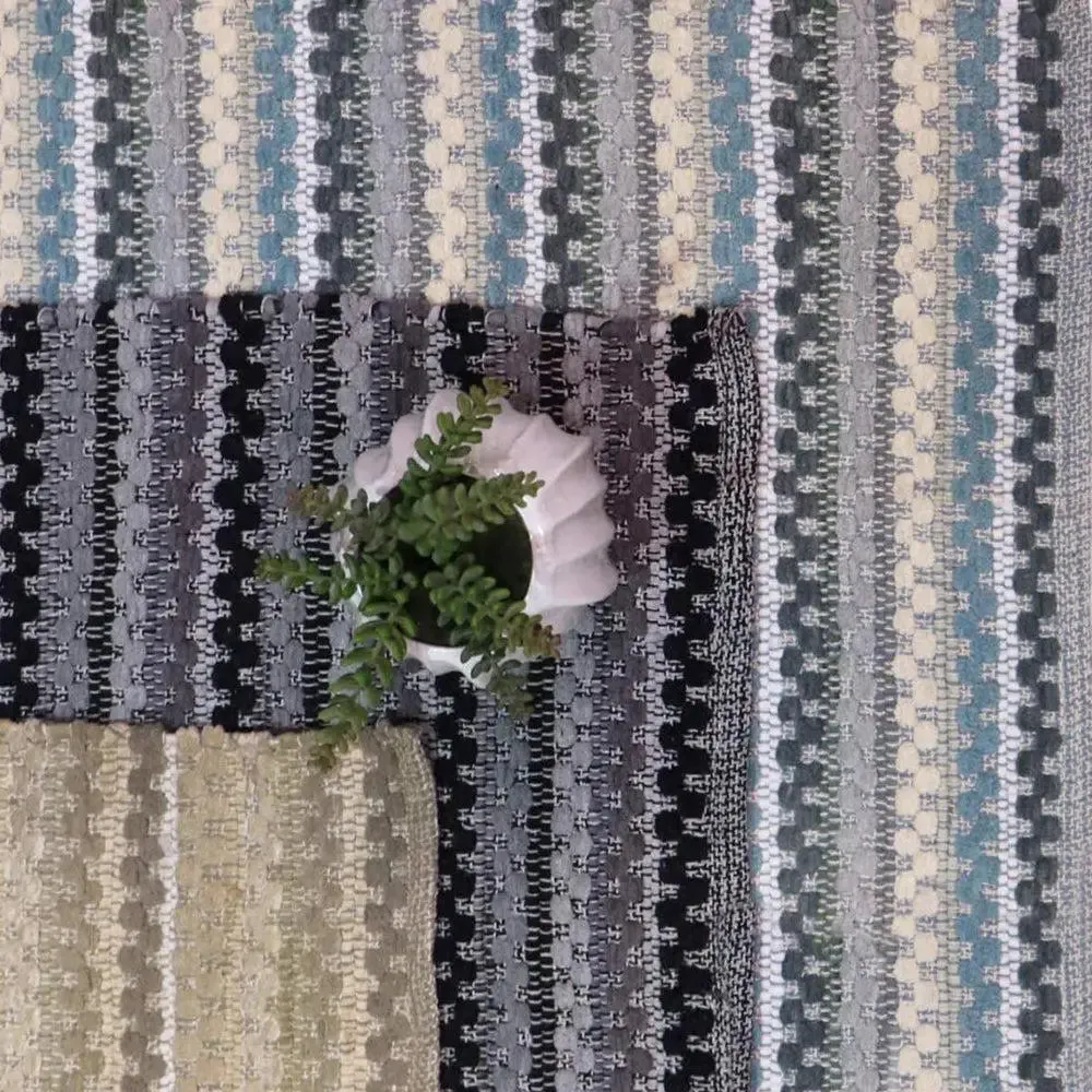 Charcoal Traditional Pattern Handwoven Cotton Area Rug (27 x 45) Inches