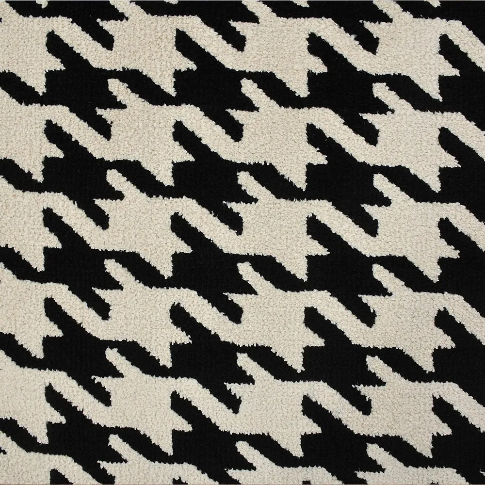 Chess Board Design Black and White Abstract Polyester Carpet 2X5
