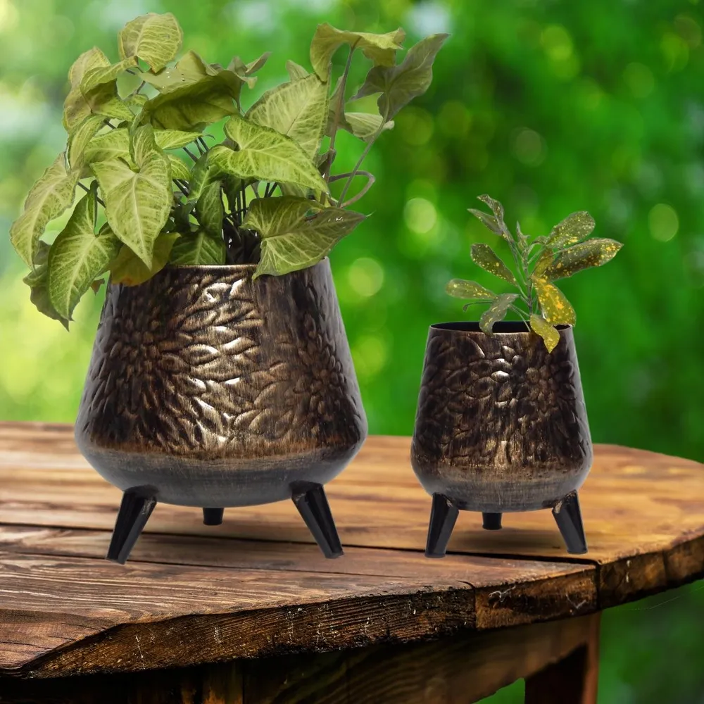 Classic Gold & Black Leaf Textured Set Set of 2 Indoor Metal Plant Stand with Pot