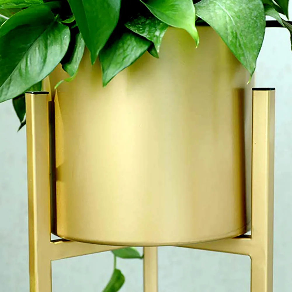 Classic Golden Metallic Pot Single Piece