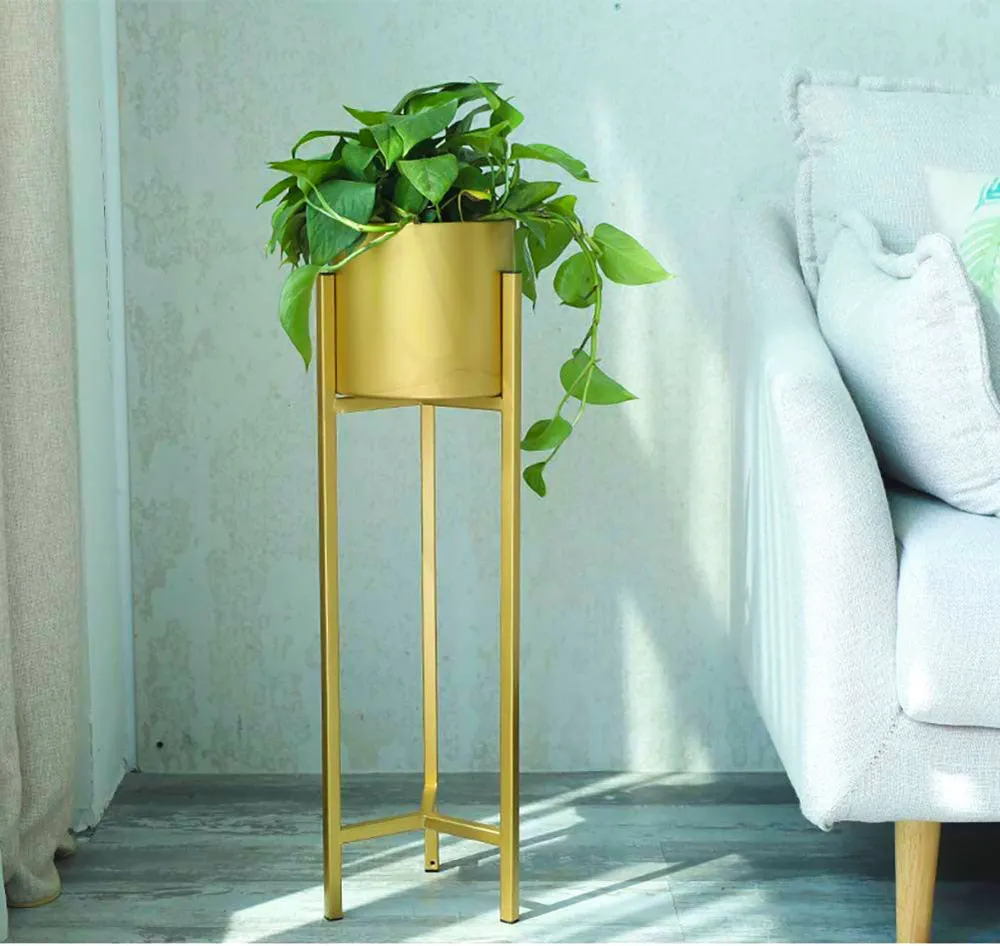 Classic Golden Metallic Pot Single Piece
