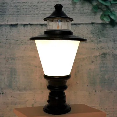 Classic Traditional Motif Milky White Gate Light