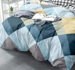 Contrasting Blues Geometric Print Double Bedsheet With 2 Pillow Covers (Blue)