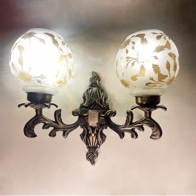 Dash Of Antique Round Wall Light