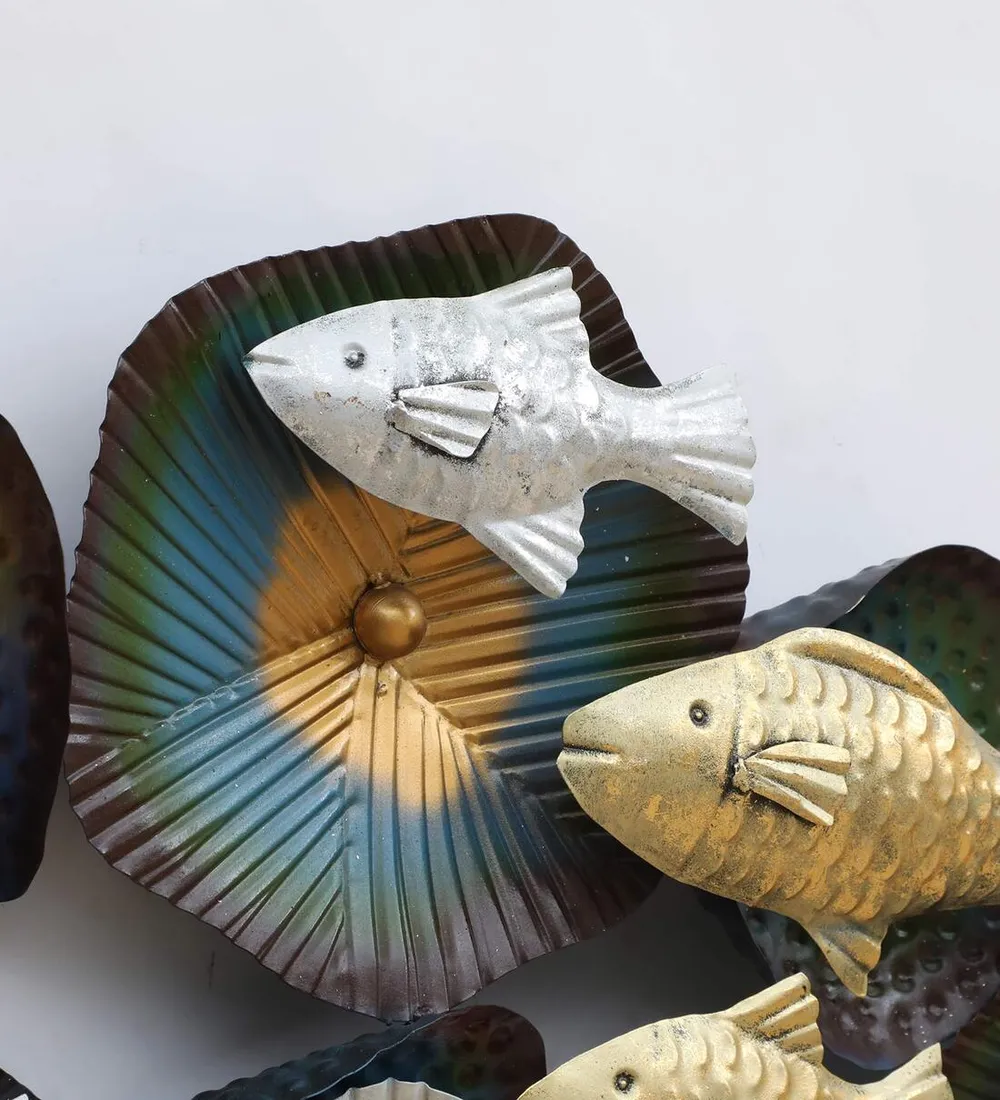 Deep Water Golden Fish LED Metal Wall Decor