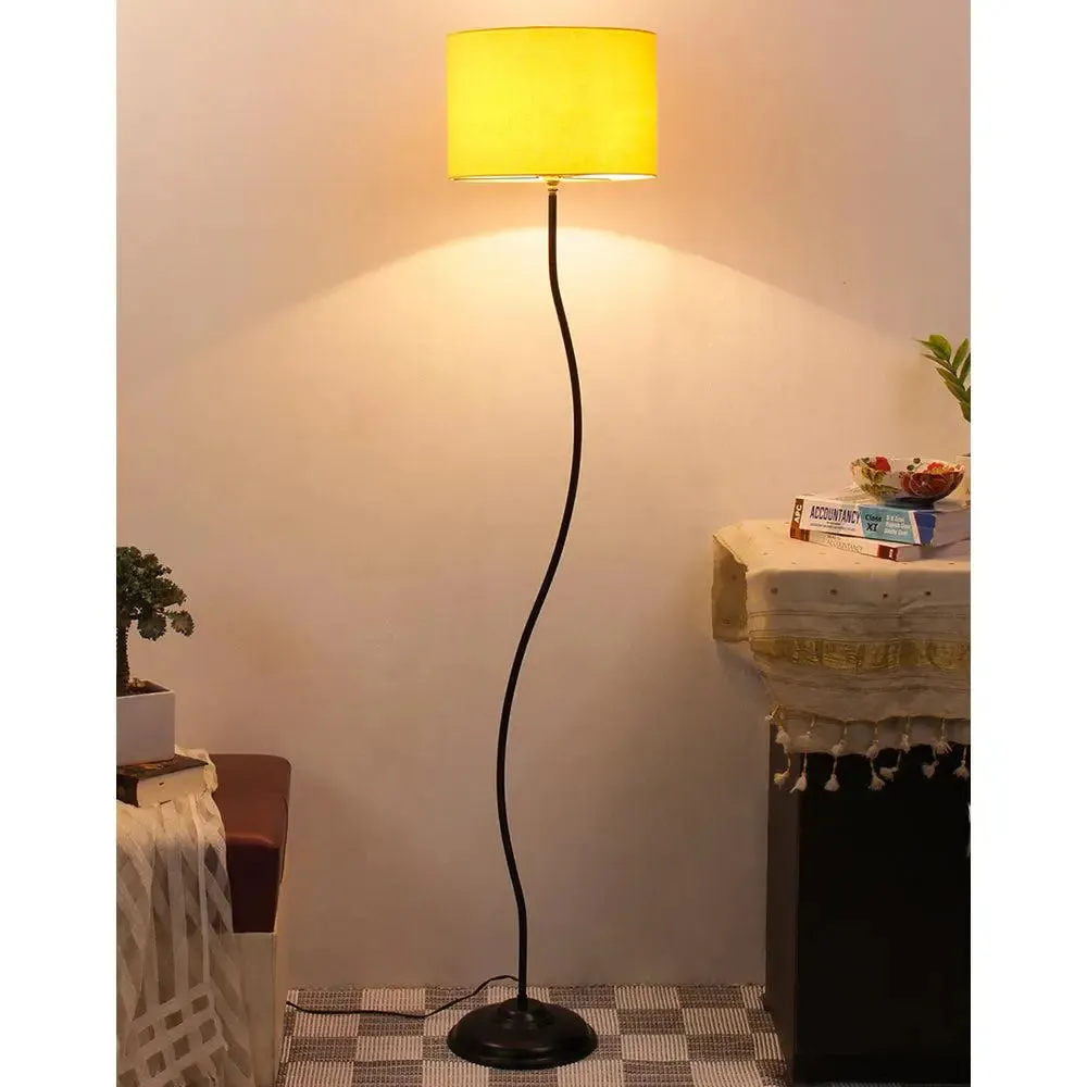 Deigner Wavy Floor Lamp With Drum Shape Cotton Shade Black