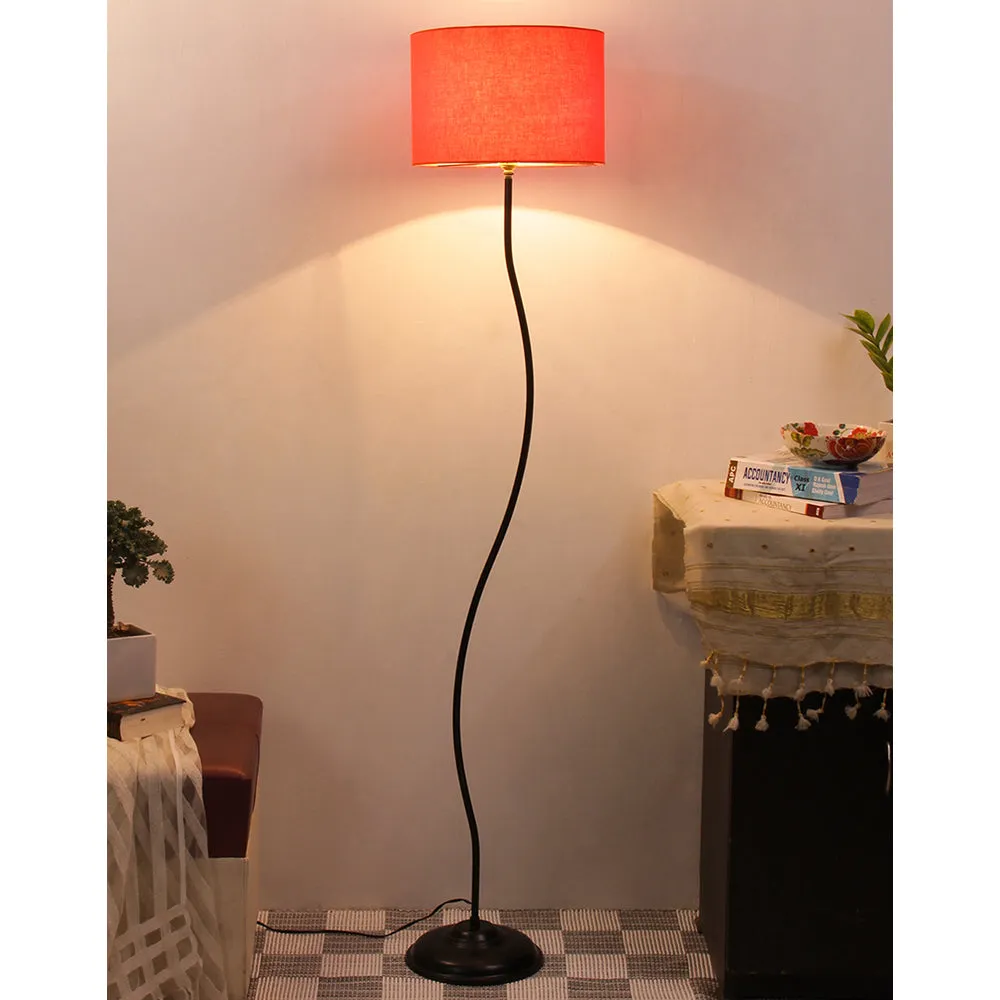 Deigner Wavy Floor Lamp With Drum Shape Cotton Shade Black