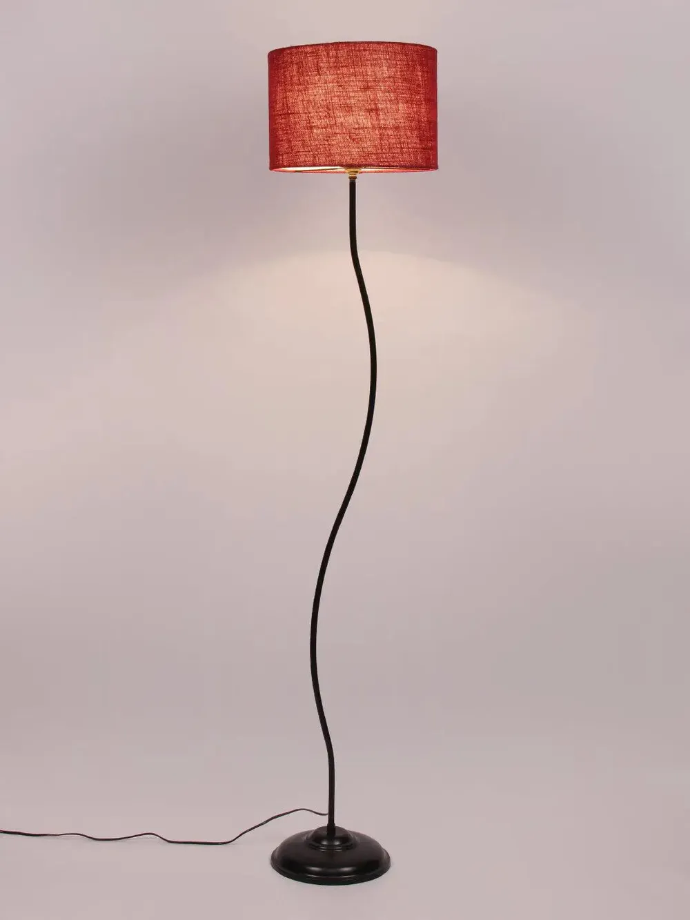 Deigner Wavy Floor Lamp With Drum Shape Jute Shade Beige