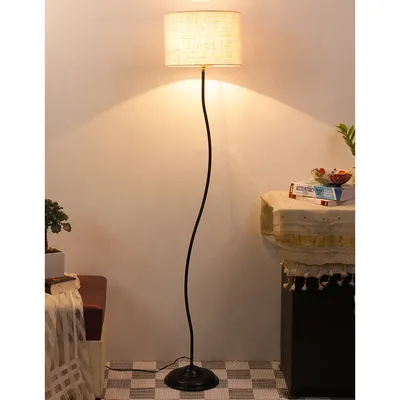 Deigner Wavy Floor Lamp With Drum Shape Jute Shade