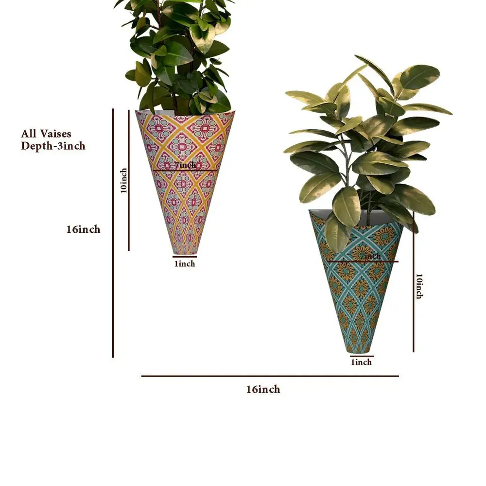 Designer Vases With Geometric Print