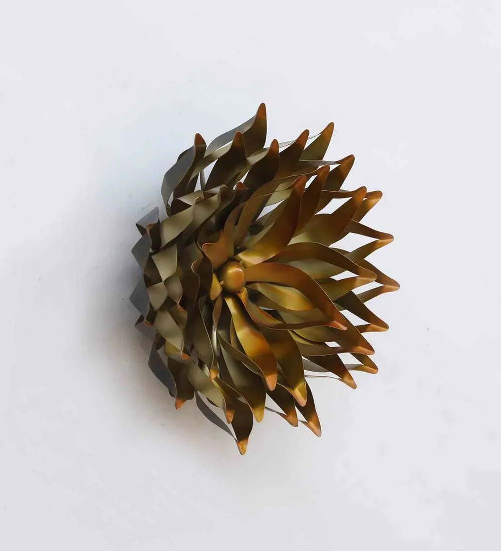 Detailed Decorative Golden Small Flower Metal Wall Art