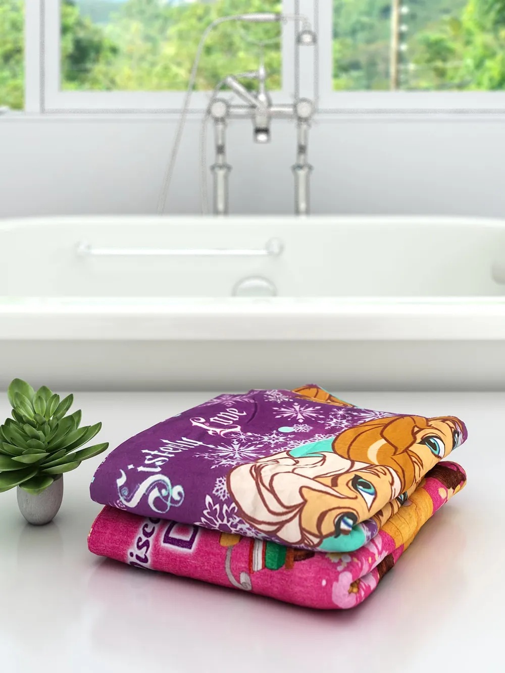 Disney Frozen Sisterly Love & Princess Kids Cotton Bath Towels Set Of 2