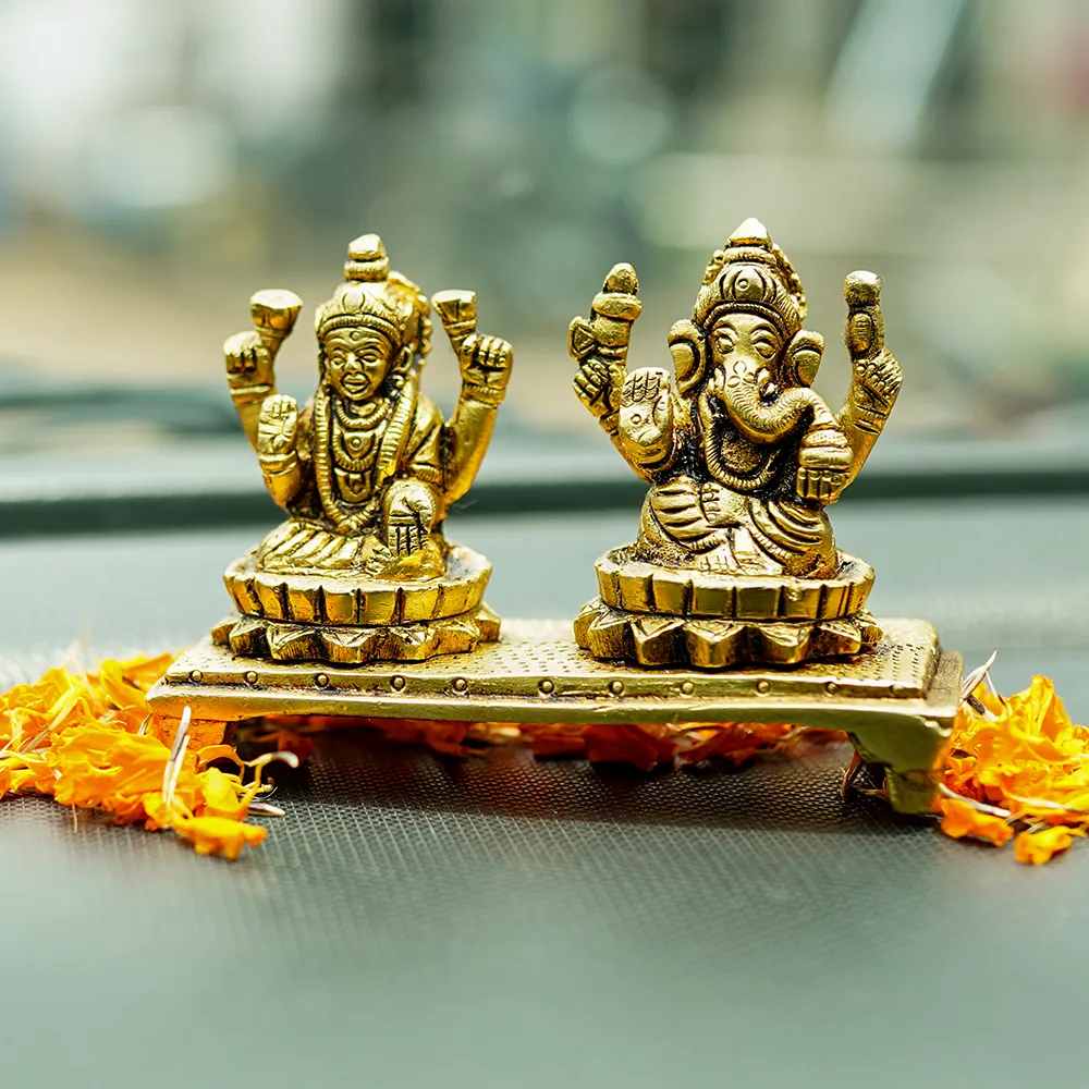 Divine Lakshmi Maa Brass Finish Handmade Idol Set Of 1