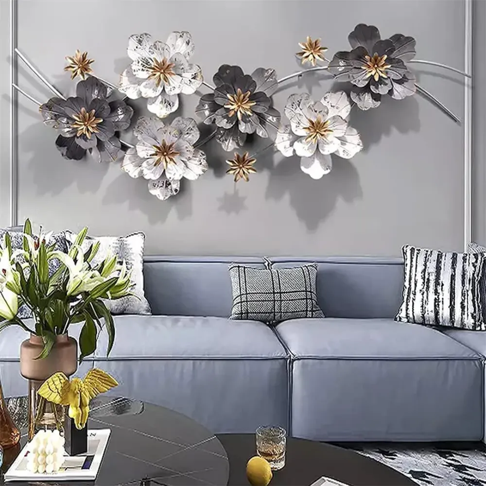WallMantra Elegance in Black and White Flowers