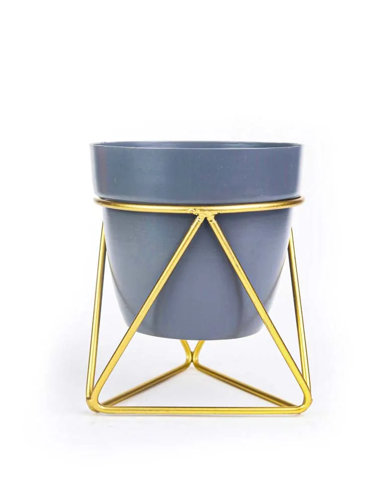 Elegant Grey and Gold Resilient Metal Plant Pot Set Of 1 Single Piece