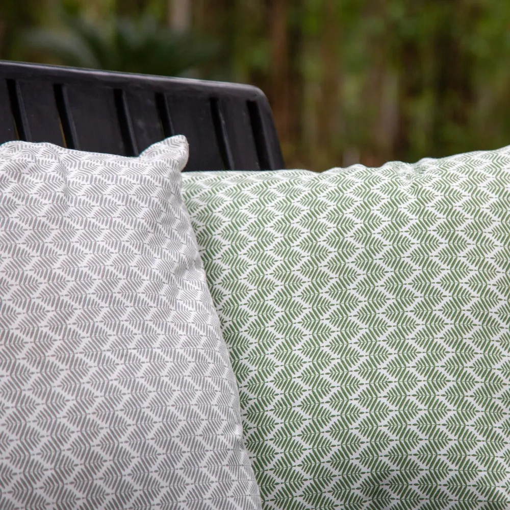 Elegant Silver Luxe Cushion Cover