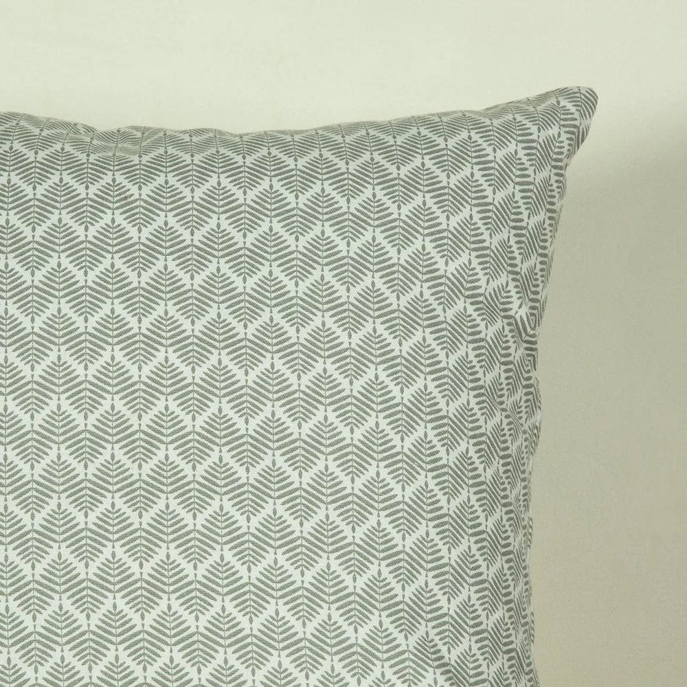 Elegant Silver Luxe Cushion Cover