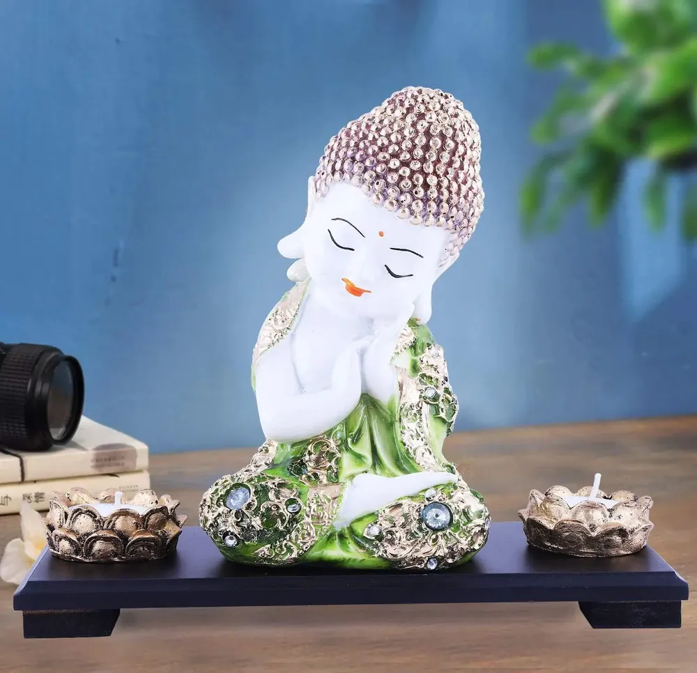 Enchanting Artisitical Buddha Staute