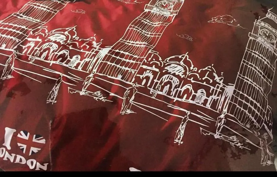 England Vibes Digital Print Double Bedsheet (Maroon)