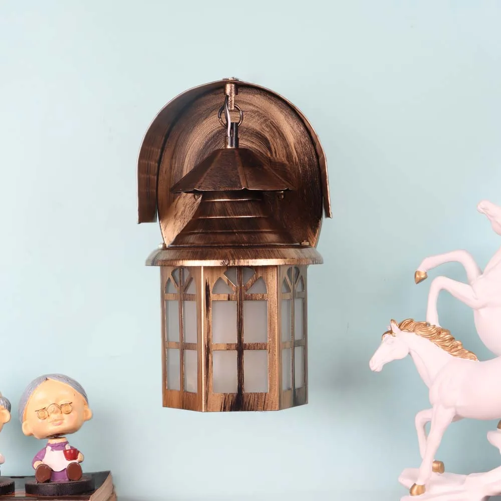 European Motif Traditional Designer Wall Light Single Piece