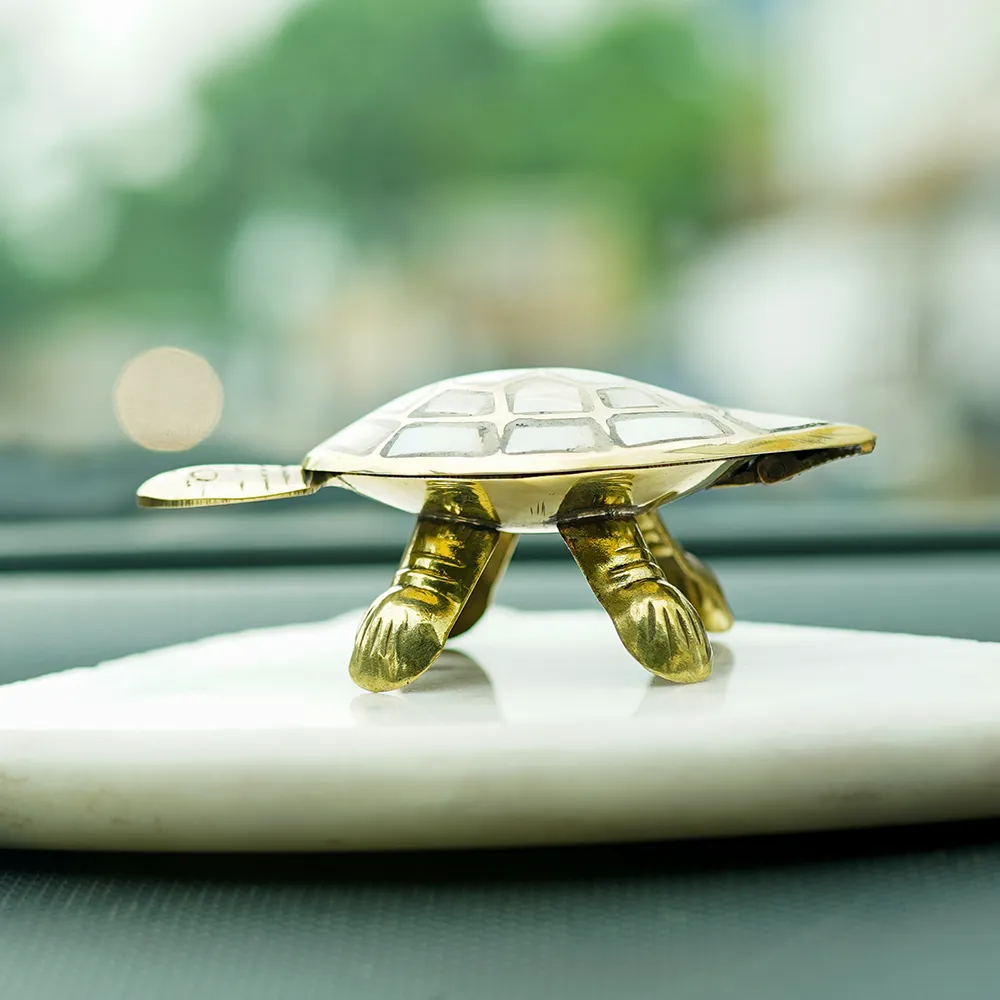 Exquisite Feng Shui Brass Finish Glass Plate Idol Set Of 1